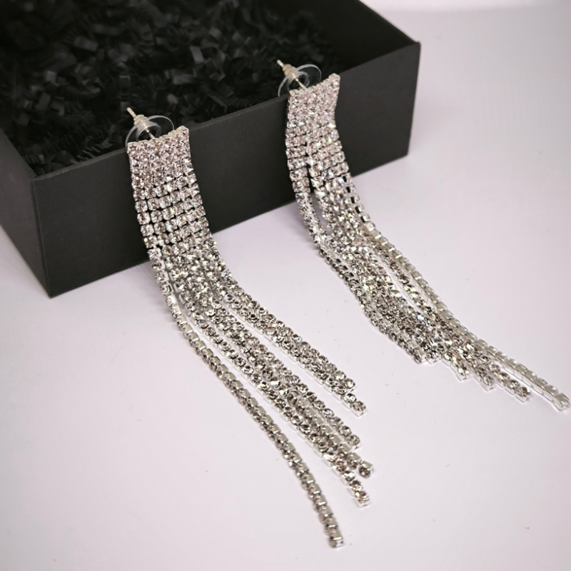 Luksuslikult lõhnav ehtekomplekt