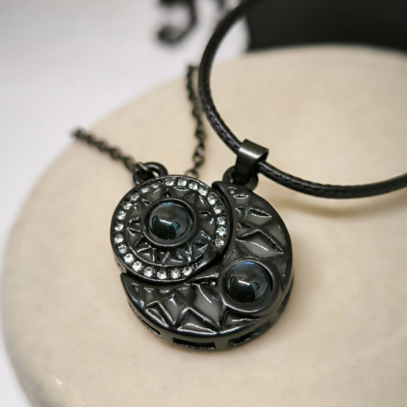 Kaelakeede komplekt "Maagia paarile"