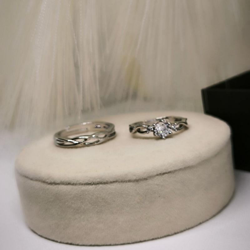 Rõngaste komplekt paarile "Punutis"