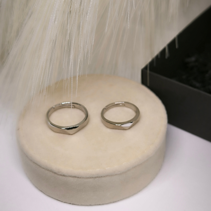 Kvaliteetne sõrmuste komplekt paarile