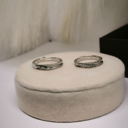 Rõngaste komplekt paarile "Lihtsus"