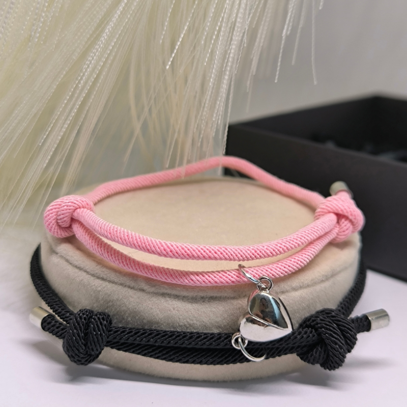 Magnetilised käevõrud paaridele "Süda"