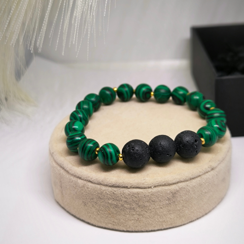 Malahhiidi ja laavakivi käevõrude komplekt „Maa ja tule harmoonia“