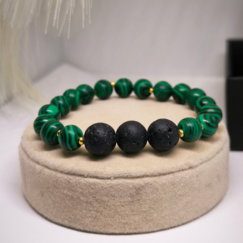 Malahhiidi ja laavakivi käevõrude komplekt „Maa ja tule harmoonia“