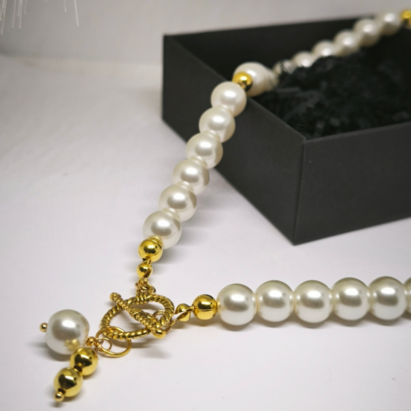 Kaelakee „Kuninglik pärli elegants“