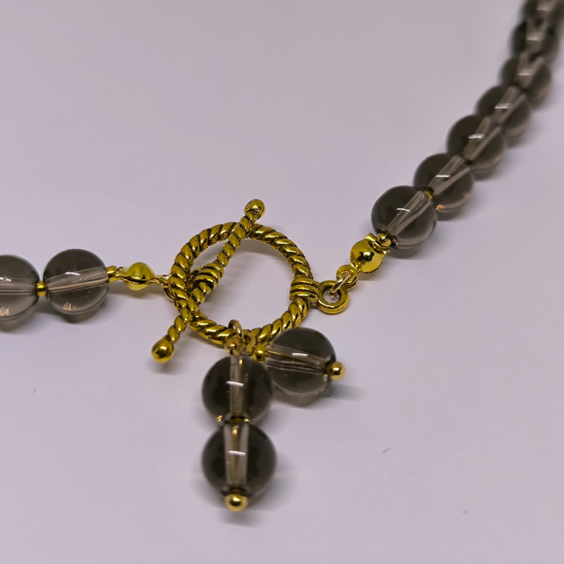 Kaelakee "Suitsuopaali"