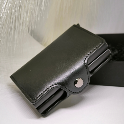 Kaarditasku „Black Secure“