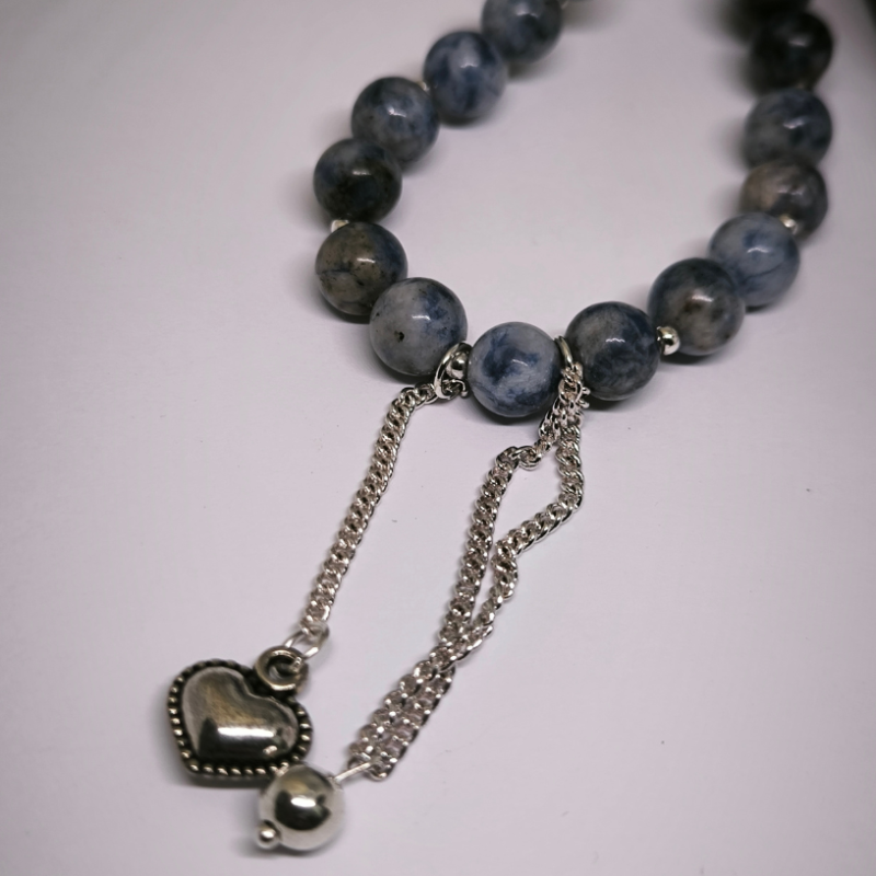 Käsitöö kaelakee „Täpiline sinine jaspis“