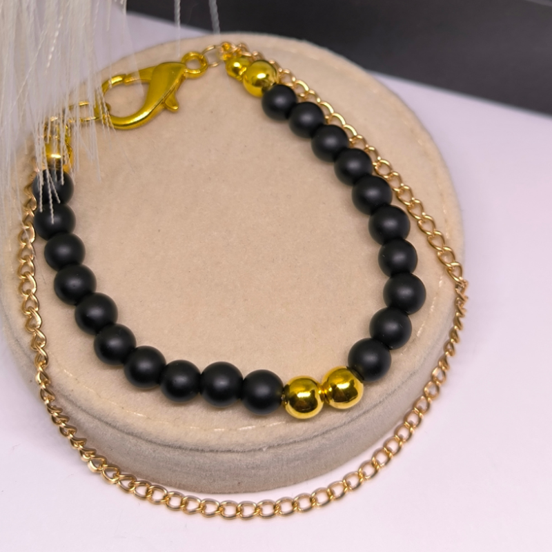 Käsitöö käevõru „Oonüksi elegants“