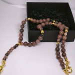 Käsitööna valminud kaelakee „Pruun aventuriin ja ahhaat“