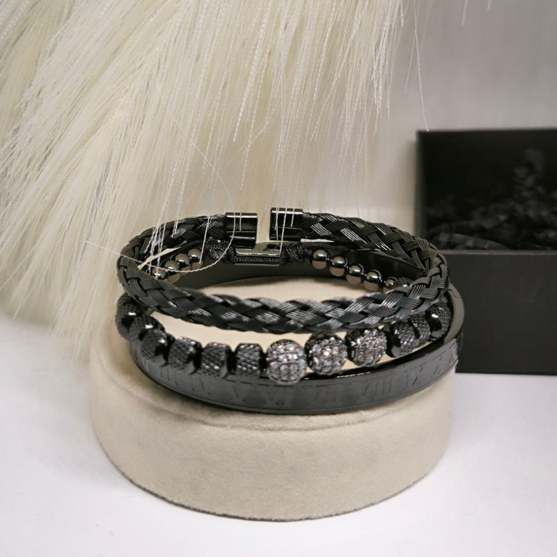 Stiilne käevõrude komplekt "Modernne klassika"