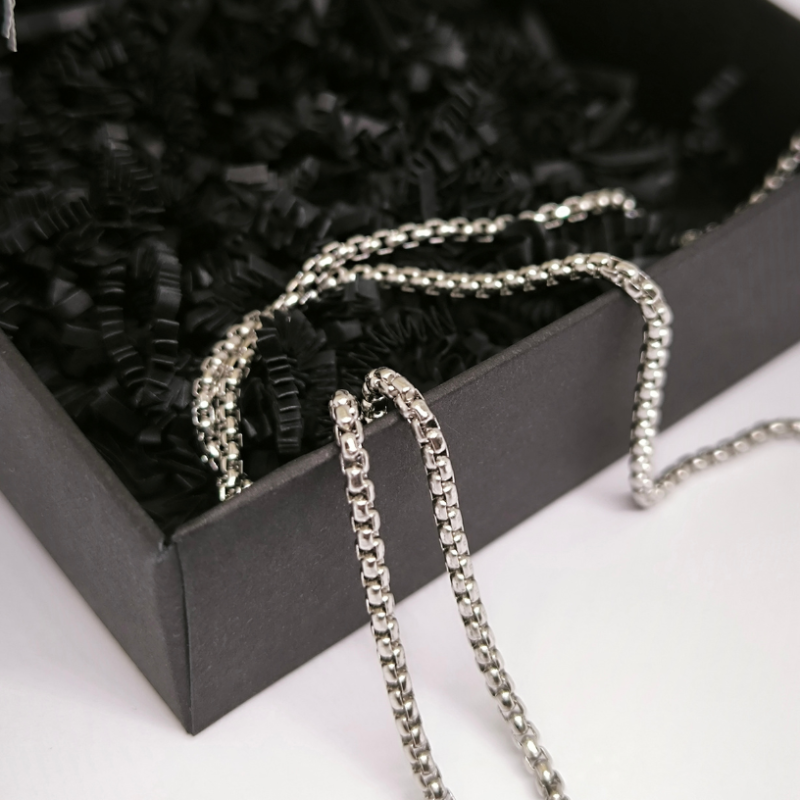 Kaelakee mehele "Rist"