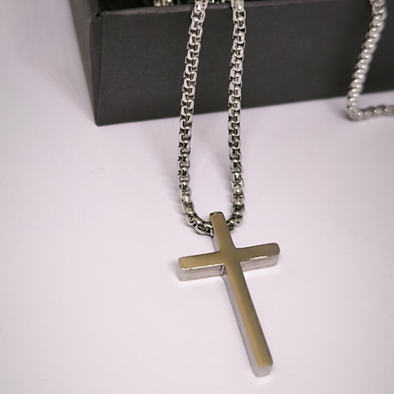 Kaelakee mehele "Rist"