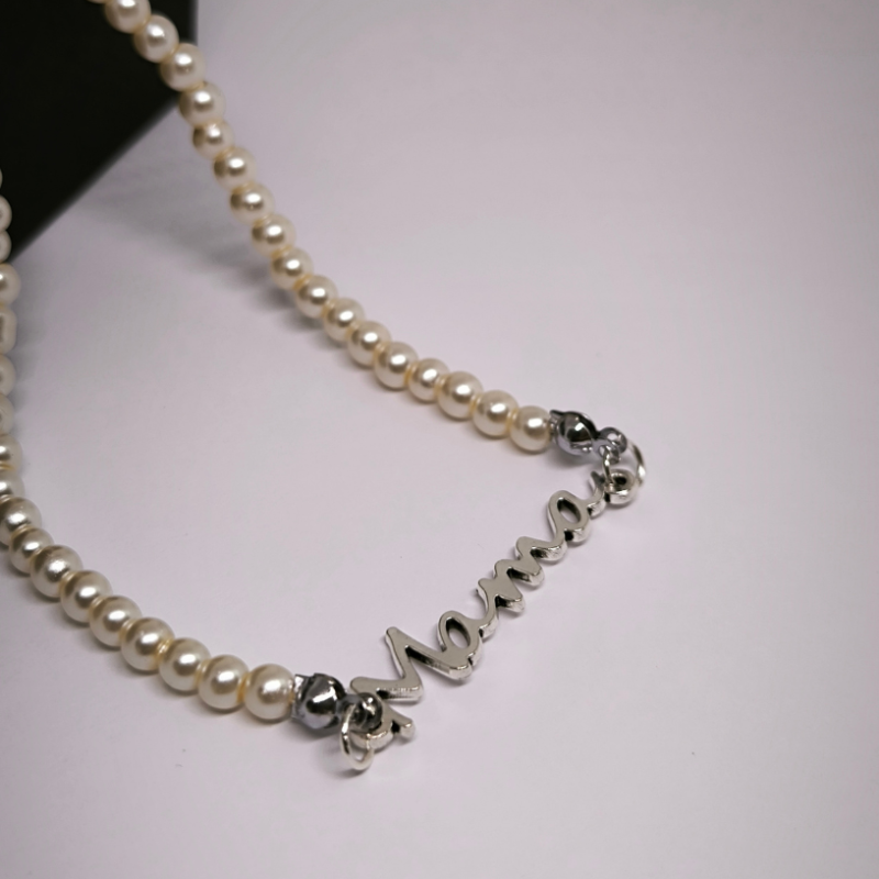 Kaelakee "Armastus emale"