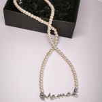 Kaelakee "Armastus emale"