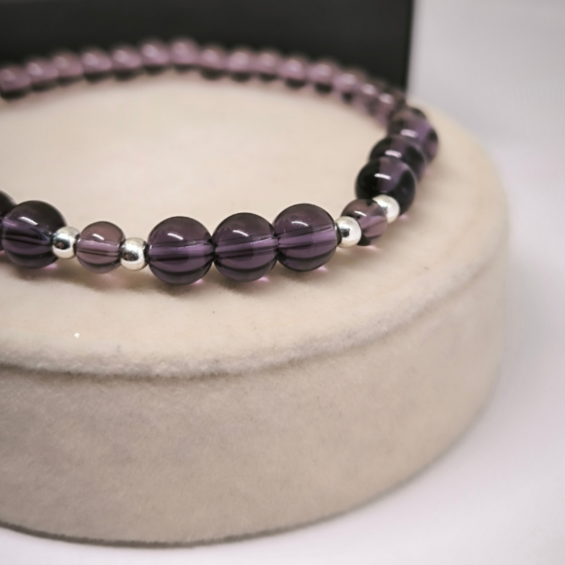 Naiste käevõru „Lilla Rahu“