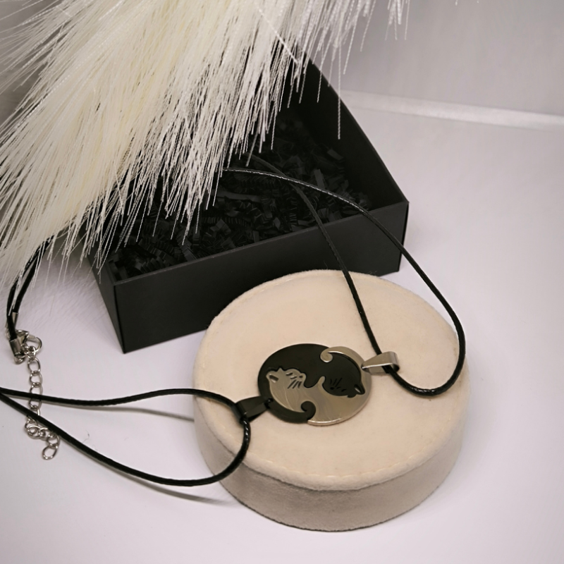 Kaelakeede komplekt paarile „Kassilik Side“