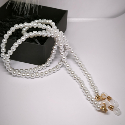 Prillikett ,,Valged pärlid"