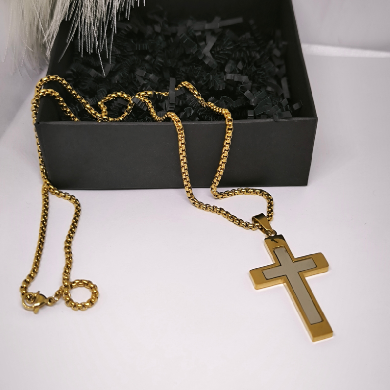 Elegantne roostevabast terasest meeste rist