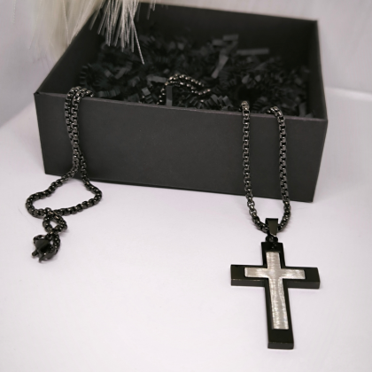 Tume disainiga meeste rist