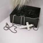 Klassikaline meeste roostevabast terasest rist