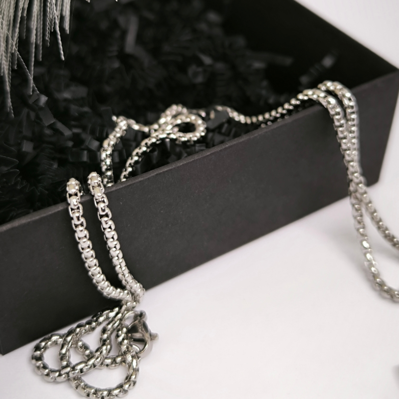 Meeste kaelakee „Sümbol“