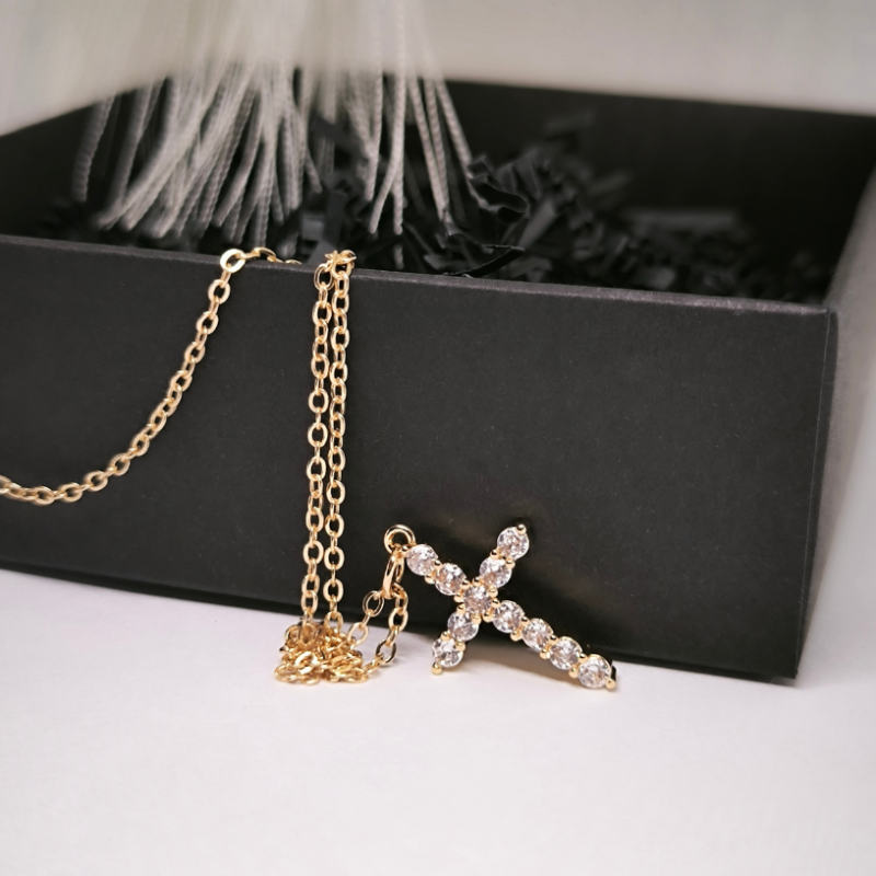 Kuldne rist „Usu sära“