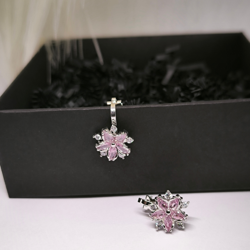 Klips-kõrvarõngad „Roosa lill“