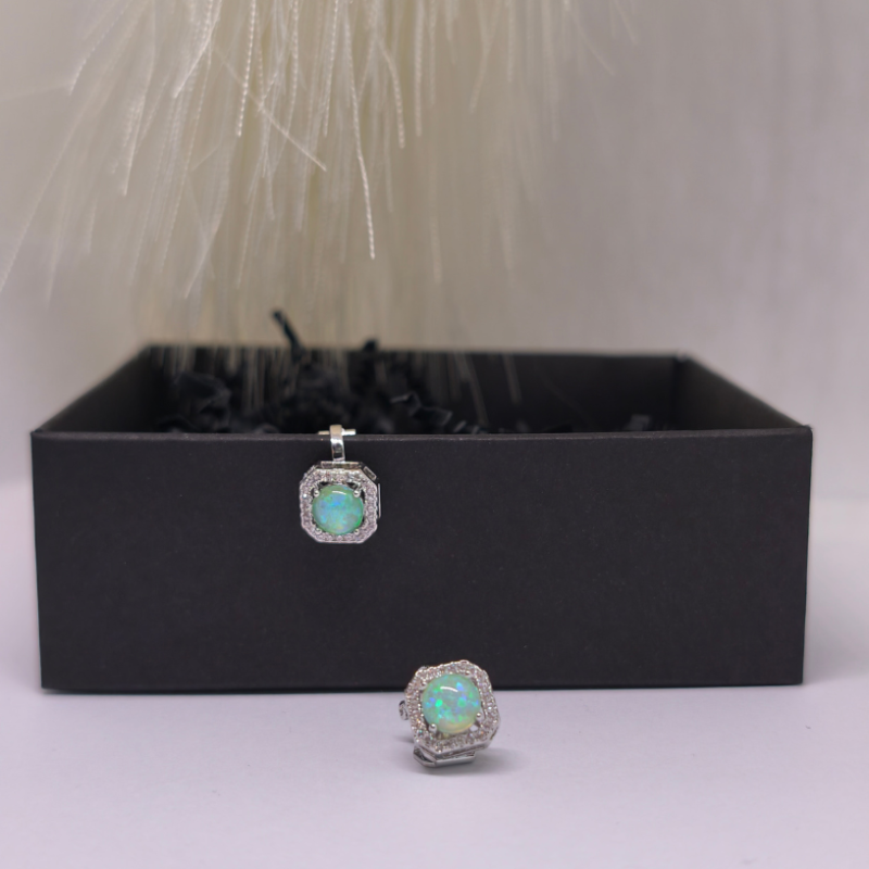 Kõrvarõngad-klambrid „Roheline saladus“