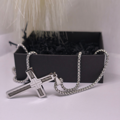 Kaelakee „Terasrist“