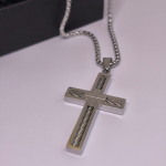 Kaelakee „Terasrist“