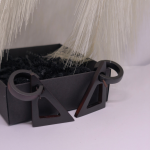 Tai stiilis kõrvarõngad „Kolmnurga saladus“