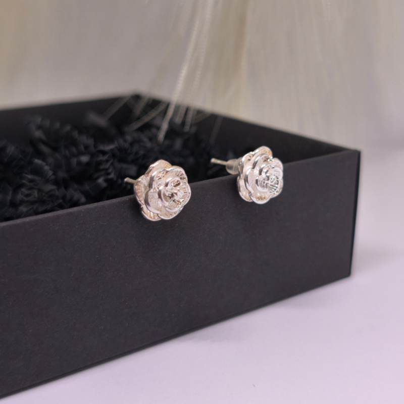 Kõrvarõngad „Roosi elegants“