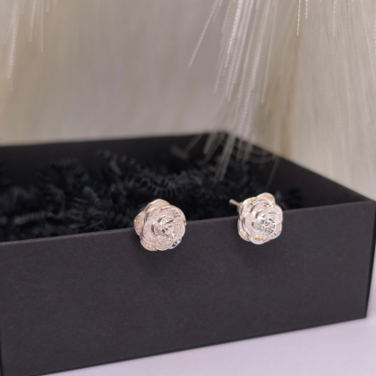 Kõrvarõngad „Roosi elegants“