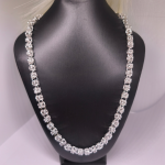 Kaelakee „Hõbesõlm“