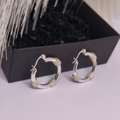 Kõrvarõngad „Klassikaline võlu“