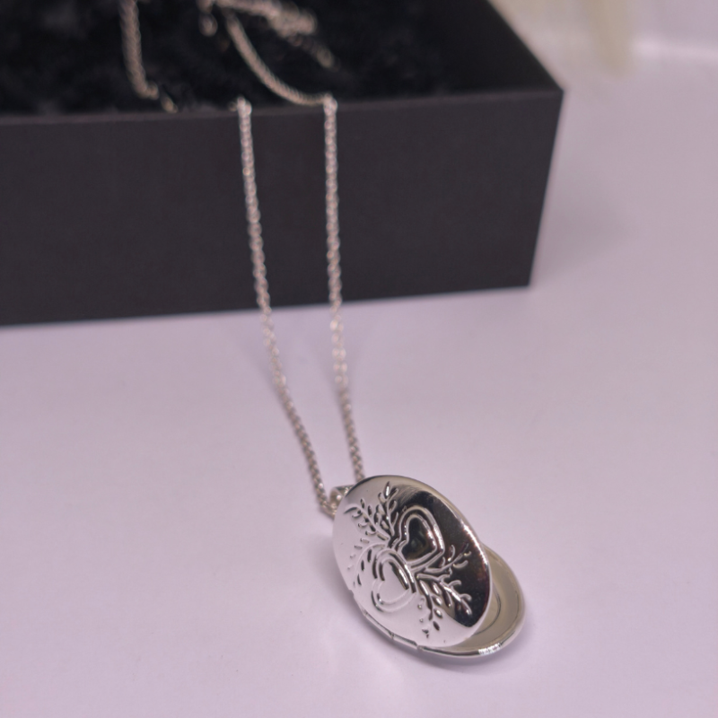 Medaljon "Armastuse mälestus"