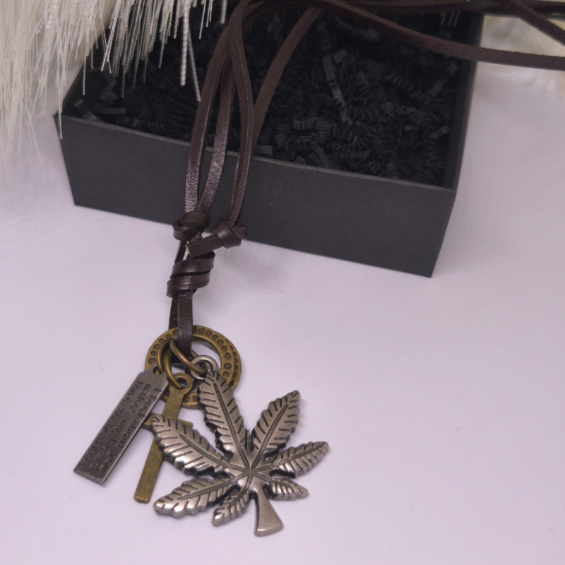 Kaelakee „Vabaduse sümbol“