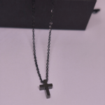 Kaelakee „Must ristike“