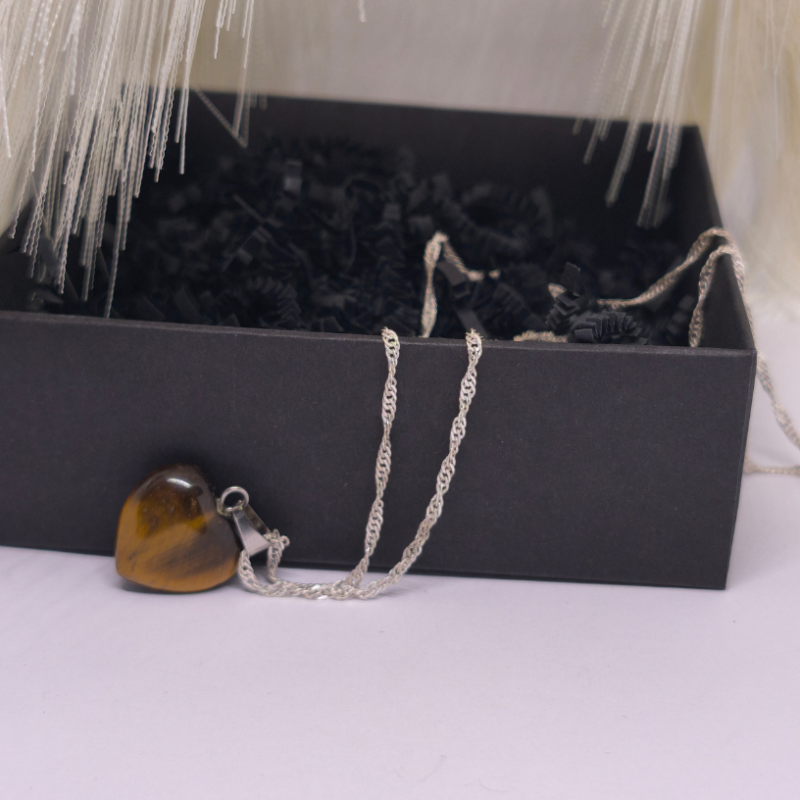 Kaelakee „Tiigrisilma süda“