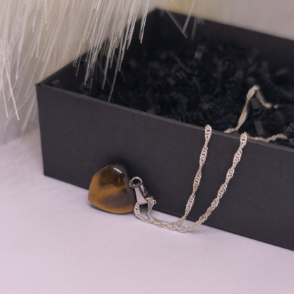 Kaelakee „Tiigrisilma süda“