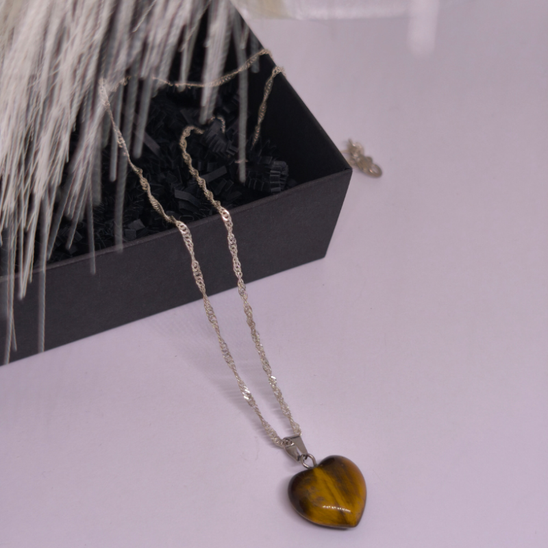 Kaelakee „Tiigrisilma süda“