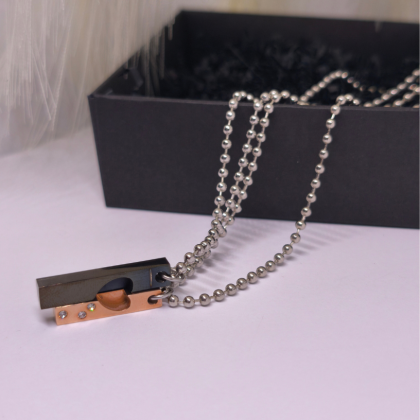 Kaelakeed paarile "Armastuse ühendus"