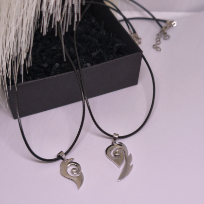 Kaelakeed paarile „Armastuse tiivad“