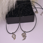 Kaelakeed paarile „Armastuse tiivad“