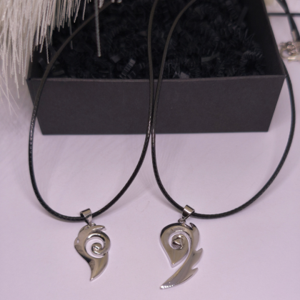 Kaelakeed paarile „Armastuse tiivad“