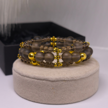 Käsitsi valmistatud käevõru „Suitsune sära“