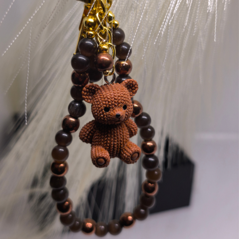 Käsitsi valmistatud käekotid ja võtmehoidja „Karu“