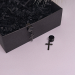 Magnetilised kõrvarõngad „Pimeduse märk“