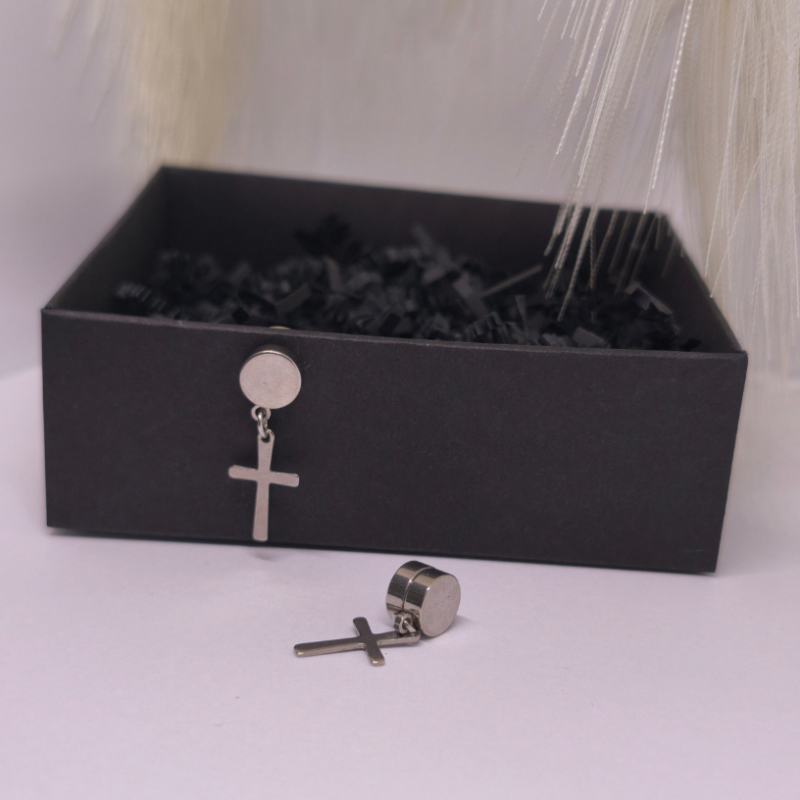 Magnetilised kõrvarõngad „Hõbemärk“